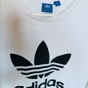 Adidas Sweatshirt